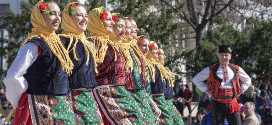 Гласът на хората: Невероятни изпълнения на ансамбъл „Пазарджик“