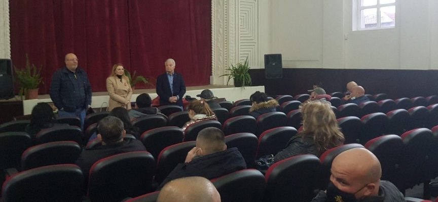Кандидат-депутати от ГЕРБ Пазарджик се срещнаха със земеделски производители от община Лесичово