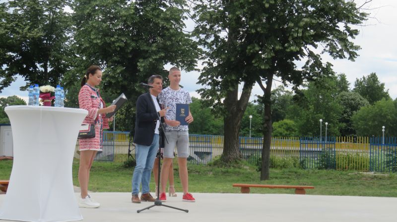 16данислав