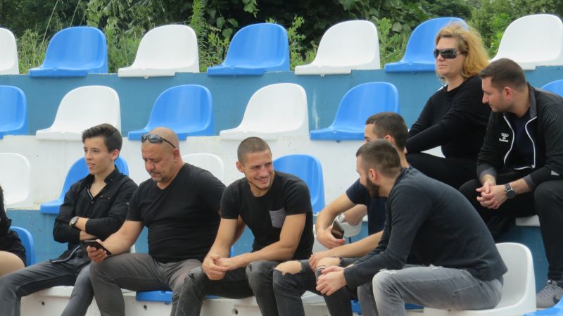 16седалки2