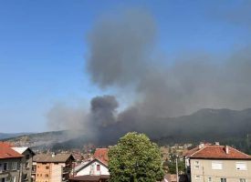 Деца са подпалили навес в двора на училището в Ковачево