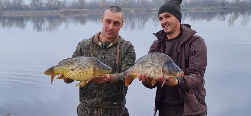 Вчера: Десетки любители на риболова „Помилваха шаран“ на Звъничево лейк