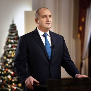 01Румен радев