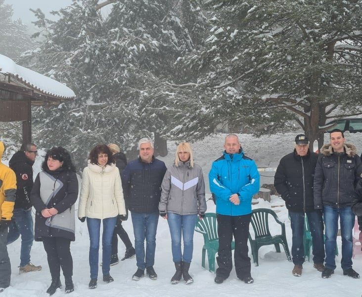 05зимен