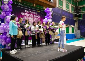 В истински празник на грацията и красотата се превърна мастър класа на олимпийската шампионка Маргарита Мамун в Пазарджик