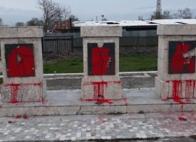 Наследници на убити партизани подадоха сигнал за поруган паметник в Пазарджик