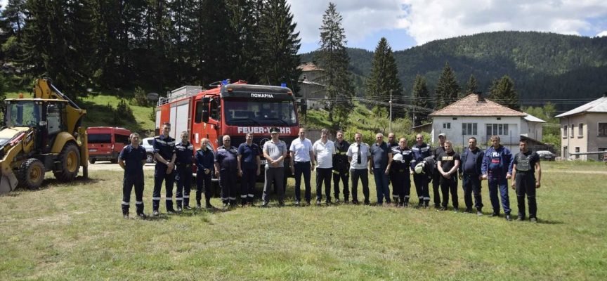 Модерен и функционален противопожарен автомобил получи доброволното формирование в Сърница