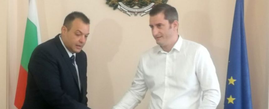 Областният управител на Пазарджик Трендафил Величков встъпи официално в длъжност