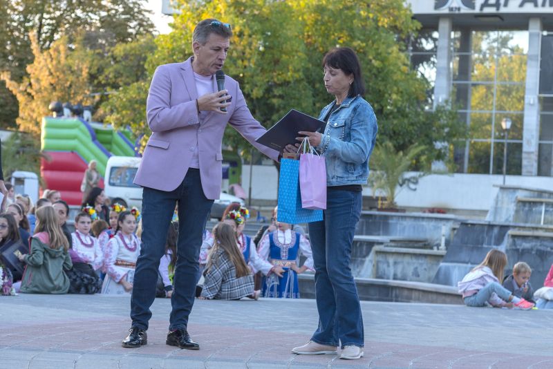05емилия спасова