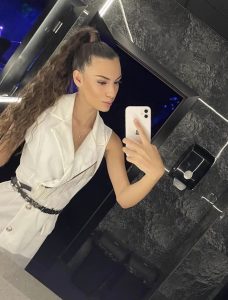 12Антония