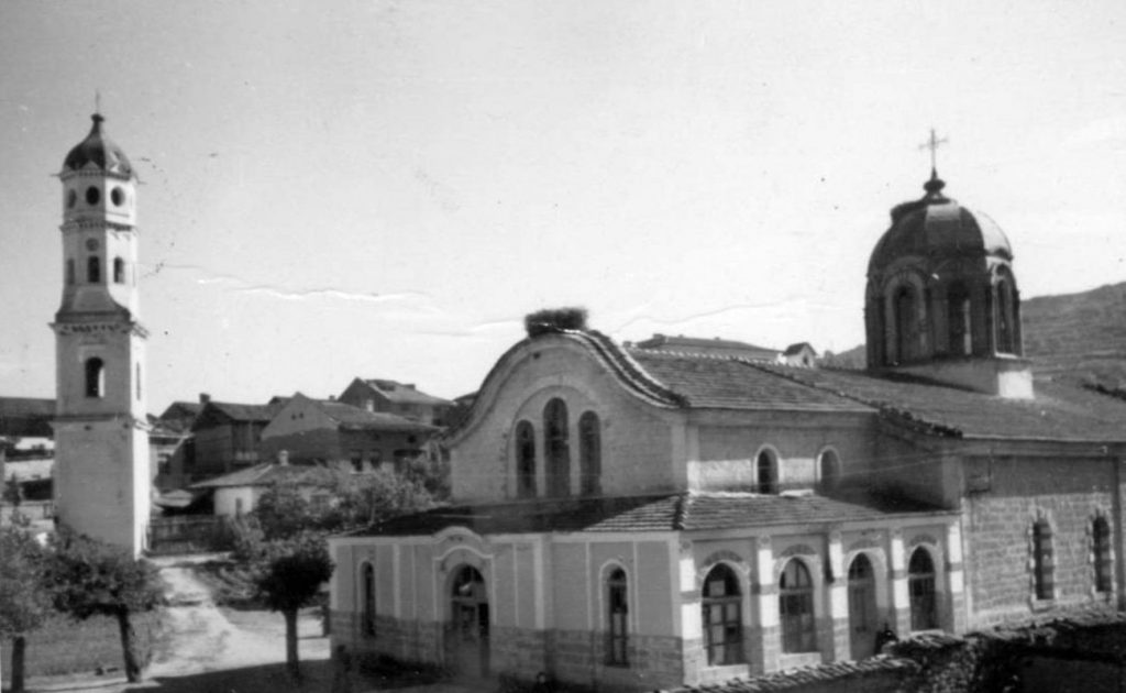 1941 Снимка на църквата Св. Йоан Предтеча и Часовниковата кула в Брацигово. 1947 г. 26081