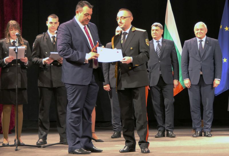 24пожа