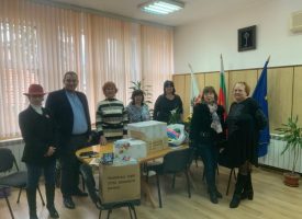 Преди Националния празник – детските градини в Брацигово получиха подаръци от Ротари клуб – Пазарджик 