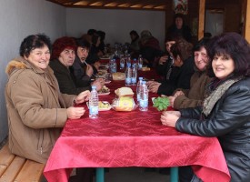 В Ковачево: Кметът Марин Рачев даде благотворителен обяд