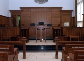 Адвокат отнесе глоба от 500 лв. за непристойно поведение в съда
