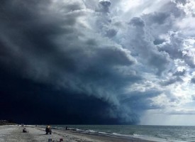 Ураганът Ермина удари Флорида