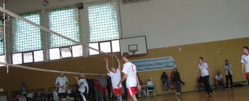 В СЗ“Хебър“: Общината кани на Коледен волейболен турнир