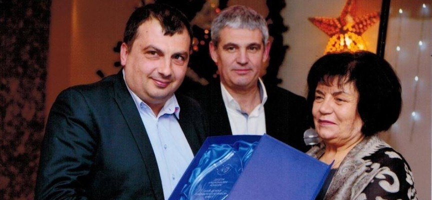 „Синдикатът на учителите“ връчи награда на кмета на Септември