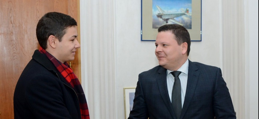 Министър Алексиев се срещна вчера с Кристиан Ваклинов
