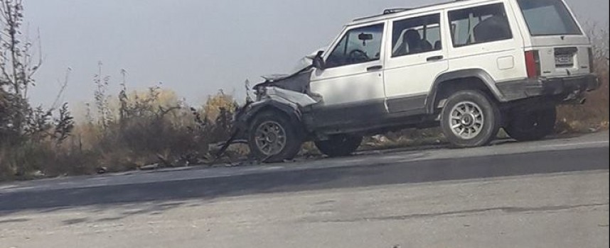 Отново: Кола се блъсна в ТИР край Пазарджик