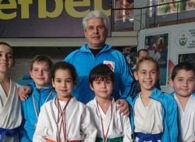Девет шампионски титли и 32 медала от Националното по карате завоюва СК“Тонус-Спорт“