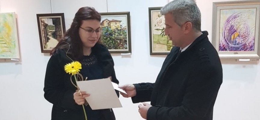 Преди Рождество: Николай Зайчев откри 48-та изложба на художниците в Пещера