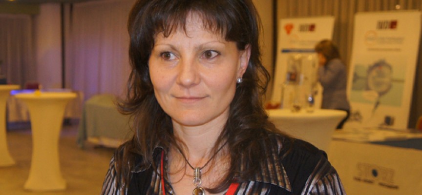 Доц. Таня Тимева с награда за Бабинден във Велинград