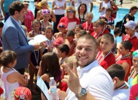 Над 60 деца се вкючиха в плувен празник в Стрелча