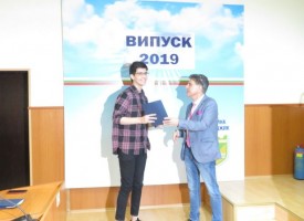 Пламен Тотев с награда от община Пазарджик, още 105 си тръгнаха с отличия
