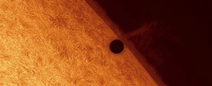 Вдигни очи: Днес Меркурий ще премине пред Слънцето