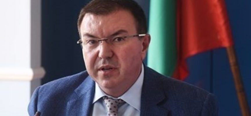 Обръщение на министър Костадин Ангелов към бъларските лекари