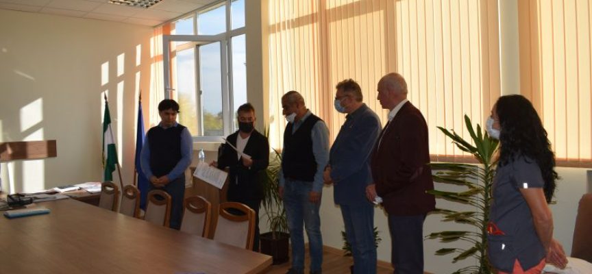 Ротари клуб Пазарджик дари 6 кувьоза на МБАЛ Пазарджик