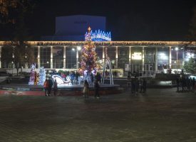 Грейна Коледната елха в Пазарджик