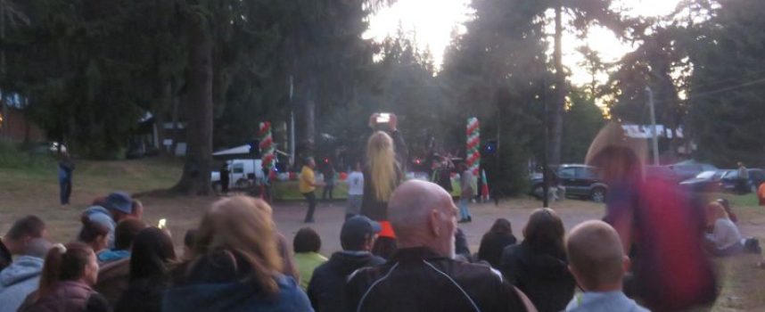 Фолклорен фестивал Атолука подари настроение на цялата публика, почиващи предлагат – догодина на Въртележката