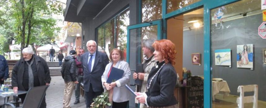 Министър Минеков дойде в Пазарджик за Годишната изложба на представителството на СБХ