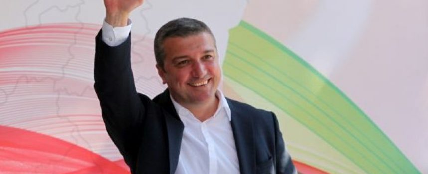 Драгомир Стойнев – водачът на БСП в Пазарджик е сред авторите на анти-кризисната програма на партията