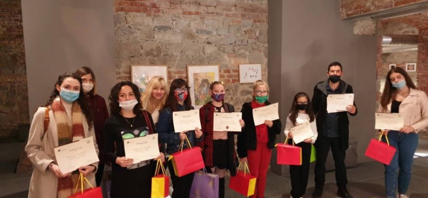 Пет награди за четири възпитанички на школата по изобразително изкуство на Светозара и Марин Кузеви