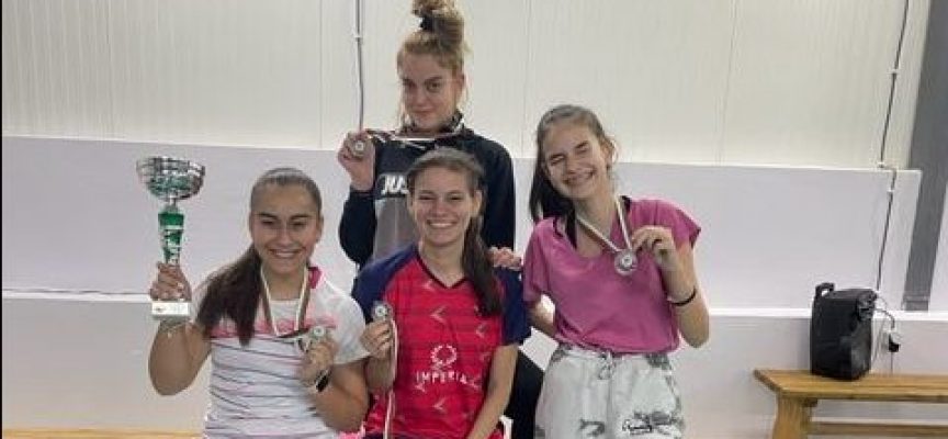 Девойките на “Бадминтон-скуош клуб Пазарджик” станаха вицешампион на Държавното – отборно първенство