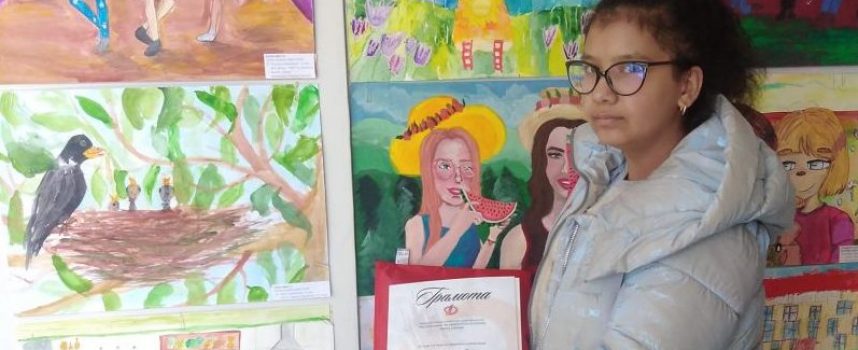 Специална награда за Вероника Благова към Школата по изобразително изкуство от конкурса „Наследници на Дечко Узунов“