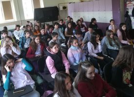 В Деня на европейските автори ученици от Пазарджик и Ковачево се срещнаха с любими поети