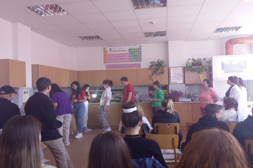 09Езикова2