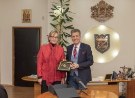 Ливански кедър ще дари посолството на Малтийския орден в България за „Градините на света“