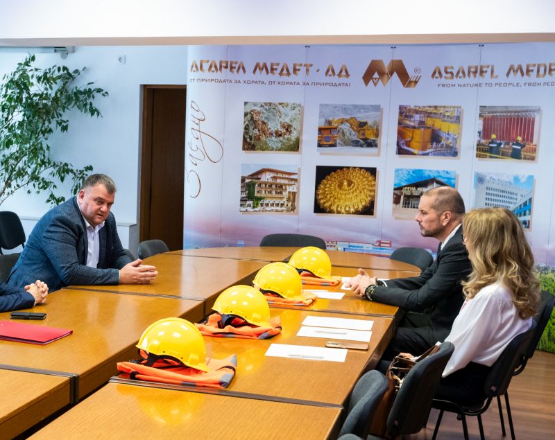 12БРЕЗНИК