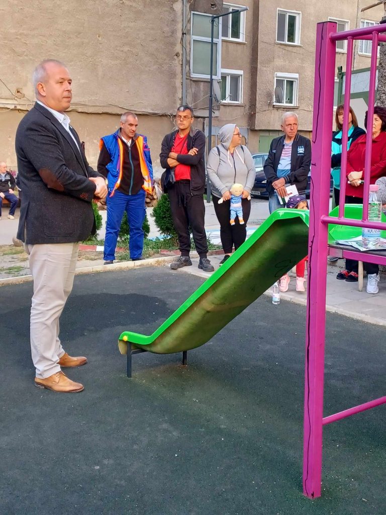 15младенов