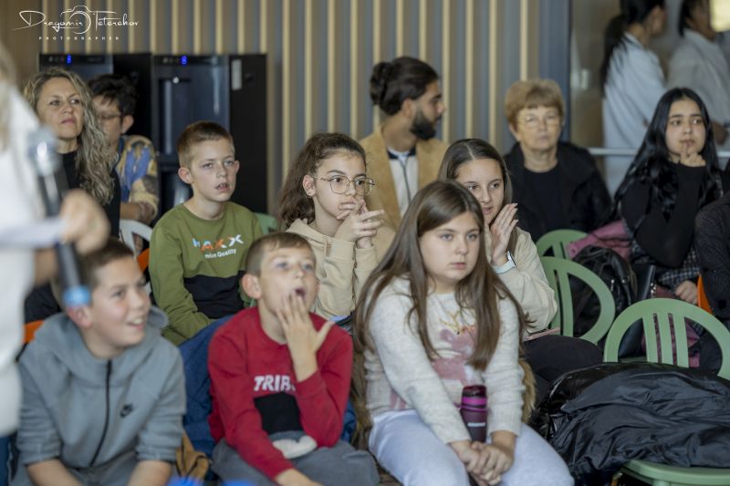 12публика4