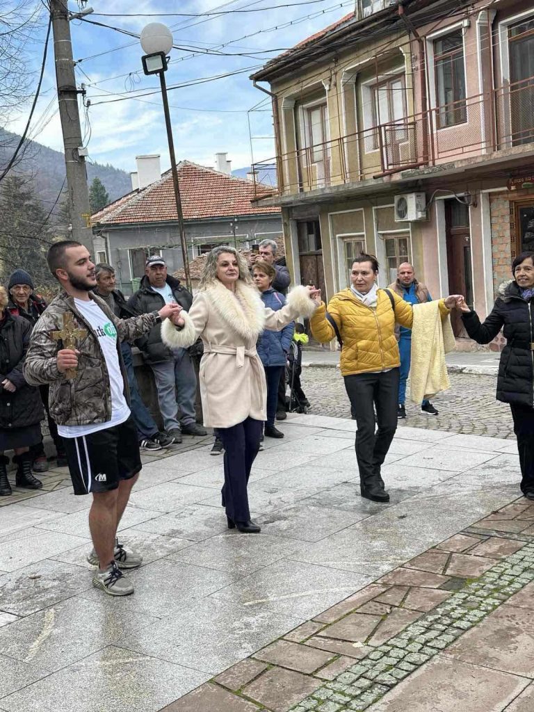 06хора