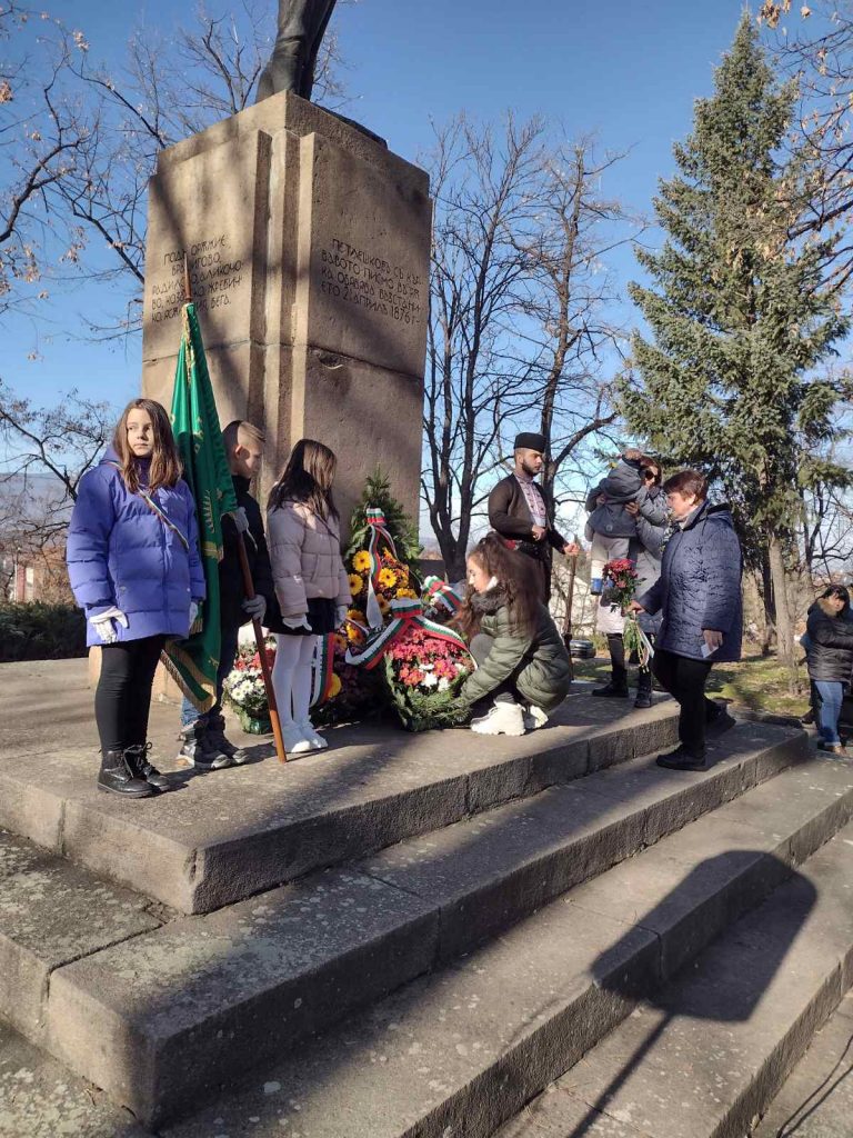 14петлешков цветя