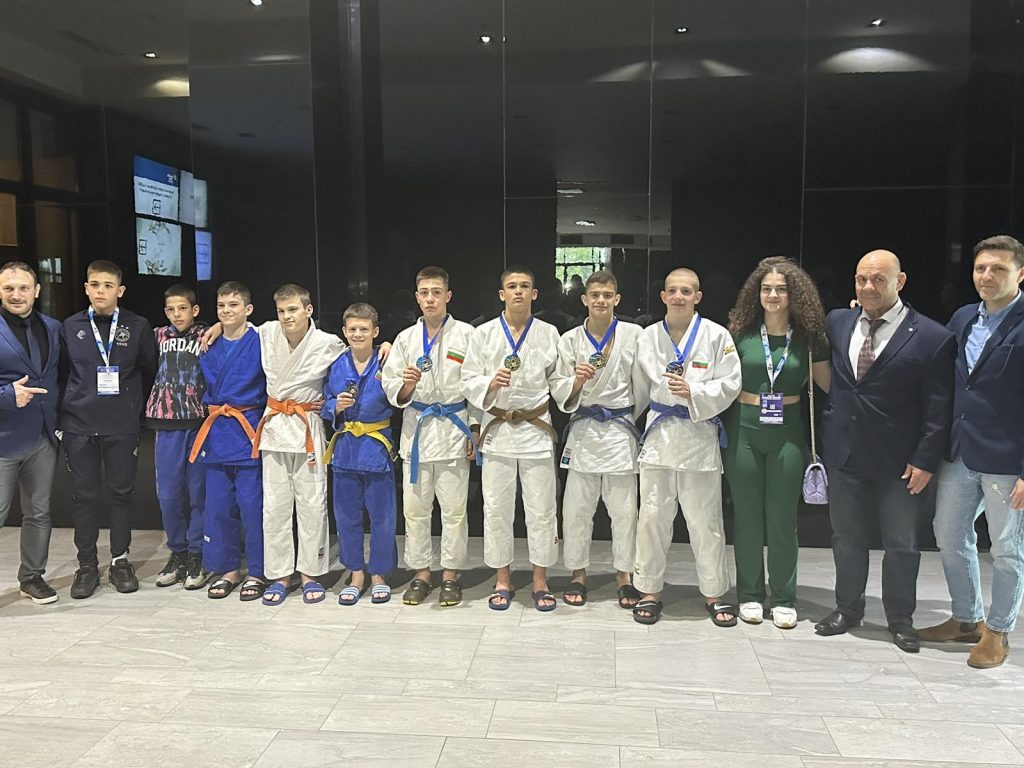 25medarov2