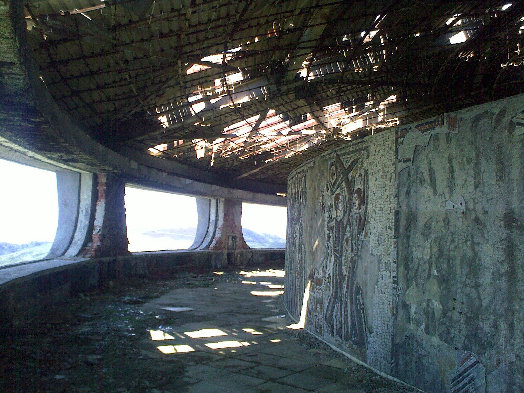 Buzludja inside