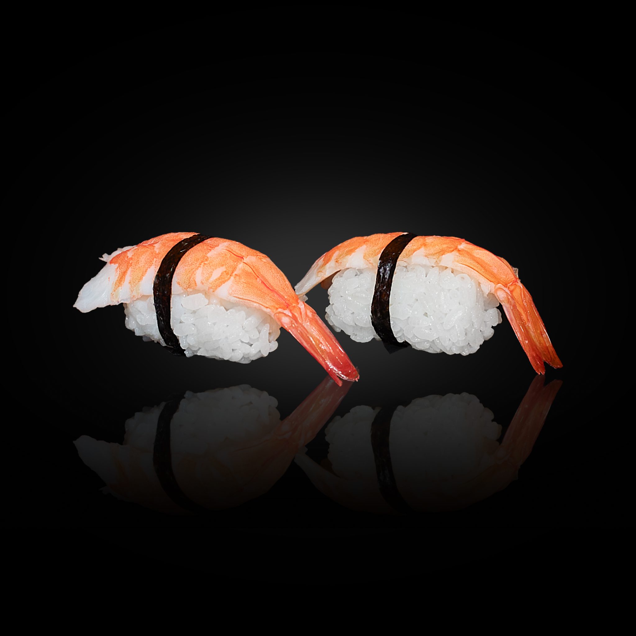 Ела на суши в kobo bar & dinner, ето какво е първото суши меню 2 nigiri skaridа